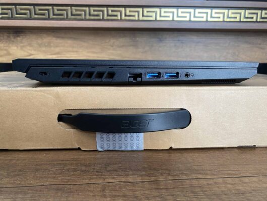 ACER Nitro 5 AN515-55-55DW İKİNCİ EL i5-10300H 8GB 512GB SSD RTX3060 15.6" FHD - Görsel 6