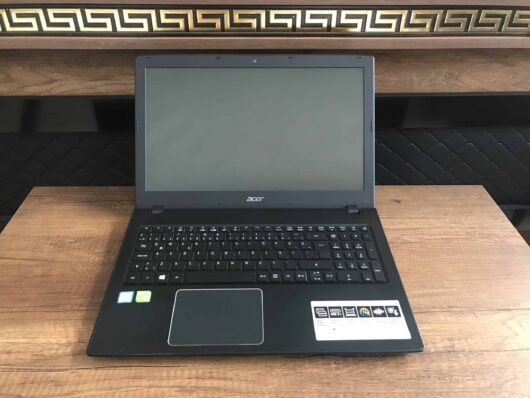 Acer Aspire E5-575G İKİNCİ EL i5 7200U 8GB 240GB SSD 940MX W10 15.6 - Görsel 2