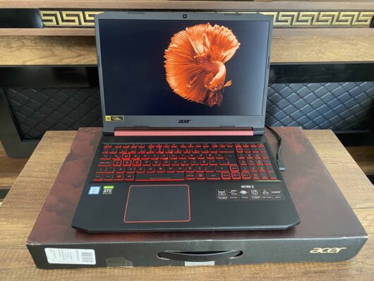 Acer Nitro 5 İKİNCİ EL i5 9300H 8GB 512GB SSD RTX2060 6GB 15.6" FHD W10 - Görsel 2