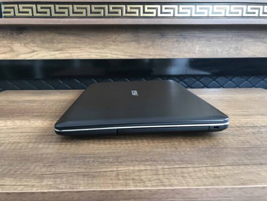 Asus X540UP-GO002T İKİNCİ EL  i5 7200U 8GB 1TB R5 M420 15.6" HD - Görsel 7