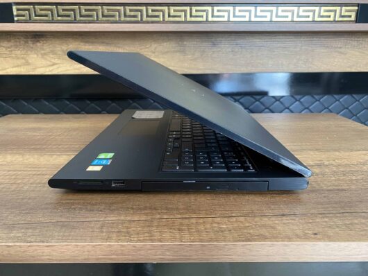 Dell Inspiron 3543 İKİNCİ EL i5-5200U 4GB RAM 500GB HDD 920M 2GB 15.6" - Görsel 7