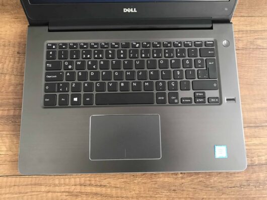 Dell Vostro 14 5468 G50WP81N İKİNCİ EL i7 7500U 8GB 128GB SSD 1TB GT940MX 14" - Görsel 3