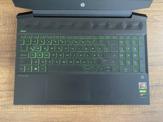 HP Pavilion 15-EC0003NT 7WG37EA İKİNCİ EL AMD Ryzen 7 3750H 8GB 512GB SSD GTX1660Ti Freedos 15.6" FHD - Image 2