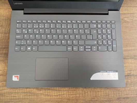 Lenovo IdeaPad 320 80XV004ETX İKİNCİ EL A9-9420 4 GB 1 TB Radeon R5 M530 15.6" - Görsel 3