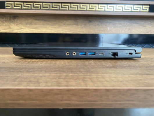 MSI GF63 Thin 9SCSR-1053XTR İKİNCİ EL i5 9300H 8GB 256GB SSD GTX 1650Ti 15.6" FHD - Görsel 6