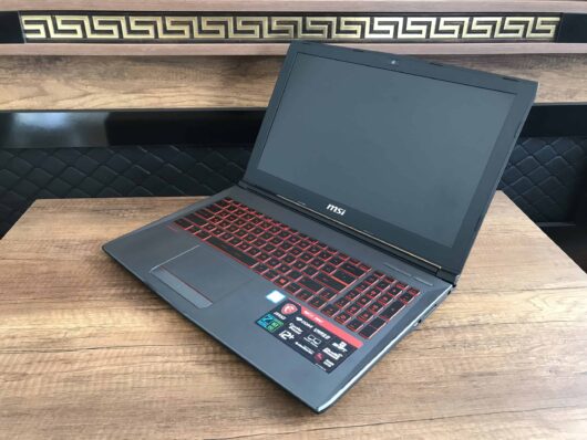 MSI GV62 7RC-083XTR İKİNCİ EL i5 7300HQ 8GB 1TB HDD MX150 15.6" FHD - Görsel 8