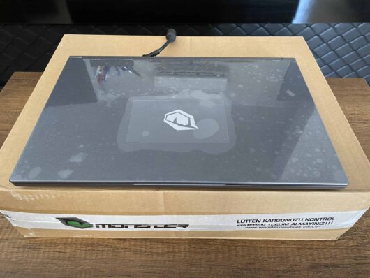 Monster Tulpar T5 V21.5 İKİNCİ EL i7 10875H 32GB 512GB SSD RTX3070 15.6" QHD - Görsel 5