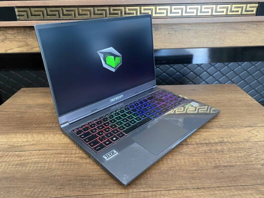 Monster Tulpar T5 V21.5 İKİNCİ EL i7 10875H 32GB 512GB SSD RTX3070 15.6" QHD - Görsel 9