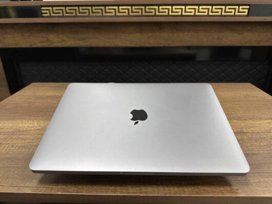 Apple MacBook Pro M1 8GB 256GB SSD macOS 13.3" QHD+ Uzay Grisi MYD82TU/A (İKİNCİ EL) - Görsel 4