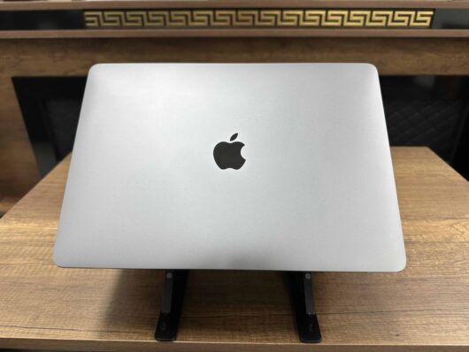 Apple MacBook Pro M1 8GB 256GB SSD macOS 13.3" QHD+ Uzay Grisi MYD82TU/A (İKİNCİ EL) - Görsel 5