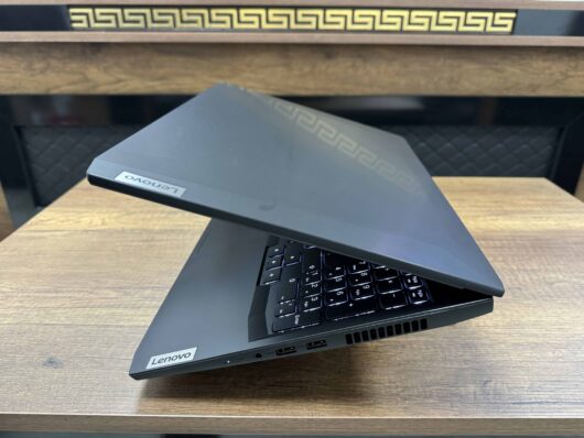 Lenovo Ideapad Gaming 3 15ACH6 AMD Ryzen 5 5600H 16GB 512GB SSD RTX3060 15.6" FHD 120Hz W11 82K20242TX (İKİNCİ EL) - Görsel 7