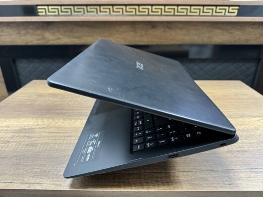 Acer Aspire 3 A315-56-34JZ Intel Core i3 1005G1 8GB 256GB SSD 15.6" FHD NX.HS5EY.004 (İKİNCİ EL) - Görsel 7