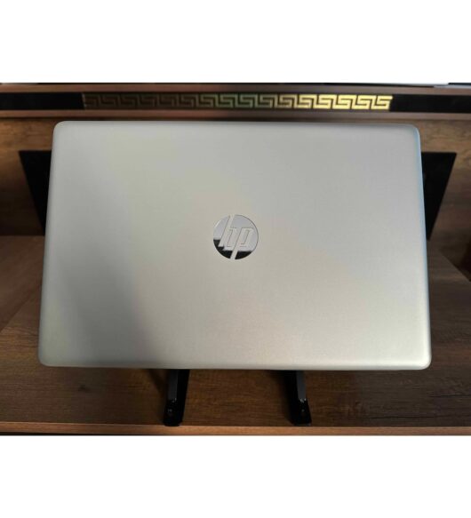 HP 15-DB1068NT 8XF92EA İKİNCİ EL AMD Ryzen 5 3500U 8GB 512GB SSD 15.6" FHD - Görsel 3
