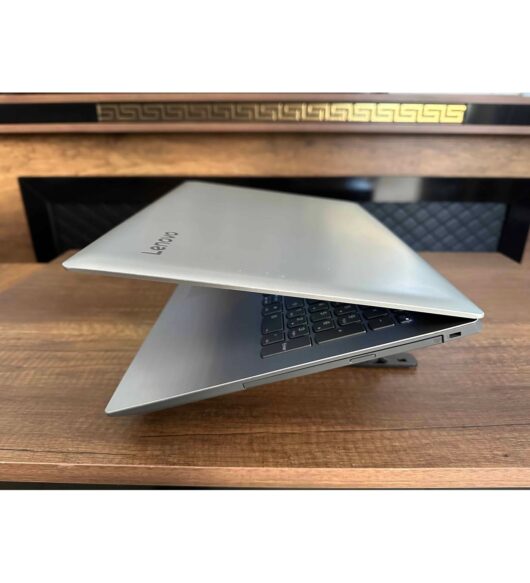 Lenovo Ideapad 320-15IKB 81BT001FTX İKİNCİ EL i5 8250U 8GB 240GB SSD Radeon 530 15.6" HD W10 - Görsel 4