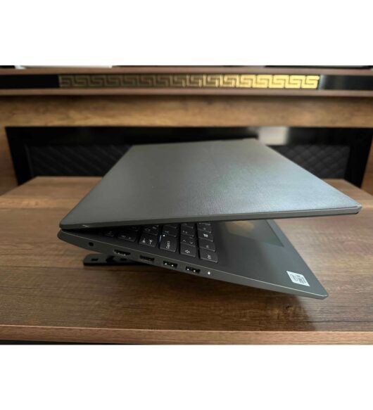 Lenovo V15-IIL 82C5000QTX İKİNCİ EL GARANTİLİ Intel Core i5 1035G1 8GB 256GB SSD 15.6" - Görsel 4