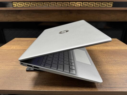 HP 15S-EQ2002NT AMD Ryzen 5 5500U 8GB 512GB SSD 15.6" FHD 4H0J4EA (İKİNCİ EL) - Görsel 6