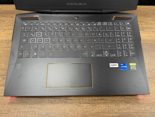Casper Excalibur G900.1180-BF60X-B Intel Core i7 11800H 16GB 1TB SSD RTX3060 15.6" FHD 144Hz (İKİNCİ EL) - Görsel 3