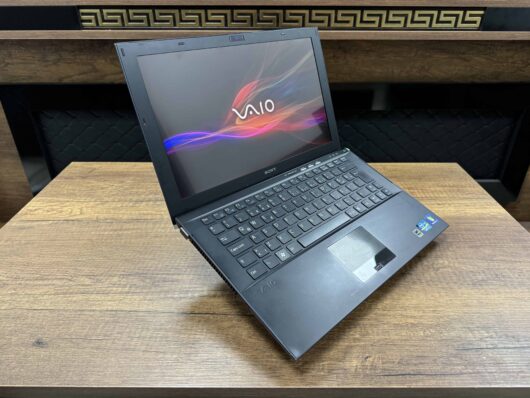 Sony Vaio VPCZ21S9E Intel Core i7 2620M 4GB 256GB SSD 13" HD (İKİNCİ EL) - Görsel 8