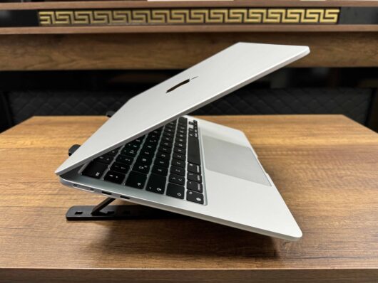 Apple MacBook Air M3 16GB 512GB SSD macOS 13.6" Gümüş MXCT3TU/A (İKİNCİ EL) - Görsel 6