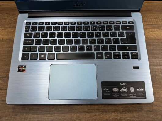 Acer Swift 3 SF314-41G-R4SG AMD Ryzen 5 3500U 12GB 256GB SSD 540X 14" FHD NX.HFHEY.001 (İKİNCİ EL) - Görsel 3