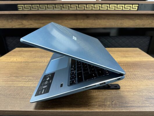 Acer Swift 3 SF314-41G-R4SG AMD Ryzen 5 3500U 12GB 256GB SSD 540X 14" FHD NX.HFHEY.001 (İKİNCİ EL) - Görsel 7