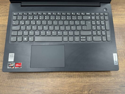 Lenovo V15 G4 AMN AMD Ryzen 5 7520U 8GB 512GB SSD 15.6" FHD 82YU00QKTX (İKİNCİ EL) - Image 2