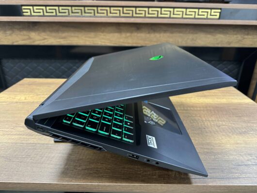 Monster Tulpar T7 V20.3 Intel Core i7 10750H 16GB 512GB SSD RTX3060 17.3" FHD 144Hz (İKİNCİ EL) - Görsel 6