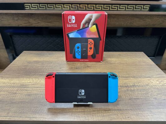 Nintendo Switch OLED Oyun Konsolu Kırmızı-Mavi (İKİNCİ EL) - Görsel 2
