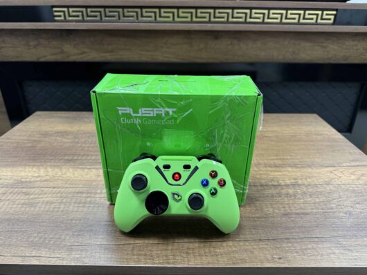 Monster Pusat Clutch Yeşil Kablosuz Gamepad (İKİNCİ EL) - Görsel 2