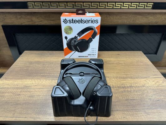 SteelSeries Arctis 1 Kablolu Mikrofonlu Kulak Üstü Oyuncu Kulaklığı (İKİNCİ EL) - Görsel 2