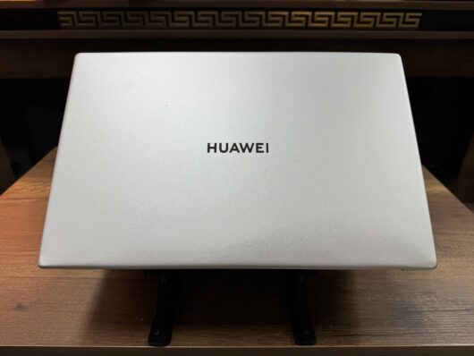 Huawei MateBook D15 BoDE-WFE9 Intel Core i7 1195G7 16GB 512GB SSD Iris Xe 15.6" FHD W11 (İKİNCİ EL) - Görsel 3