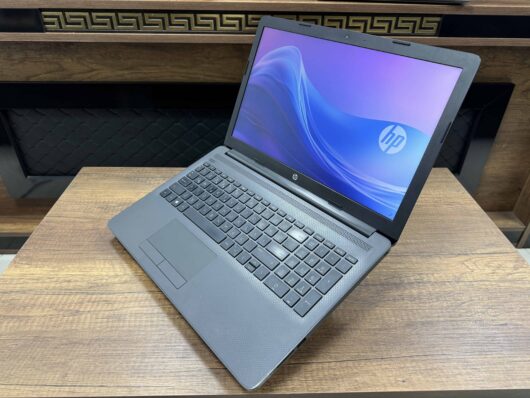 HP 250 G7 Intel Core i5 1035G1 8GB 256GB SSD 15.6" HD 213W9ES (İKİNCİ EL) - Görsel 4