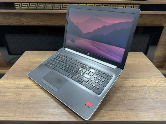HP 15-DB001NT AMD A9 9425 16GB 240GB SSD Radeon 520 2GB 15.6" HD 4JU39EA (İKİNCİ EL) - Görsel 4
