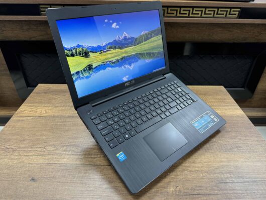 Asus X553MA Intel Celeron N2940 2GB 240GB SSD 15.6" HD (İKİNCİ EL) - Görsel 8