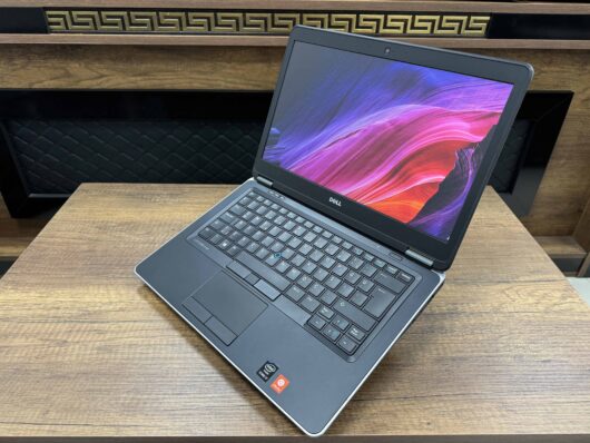 Dell Latitude E7440 Intel Core i7 4600U 8GB 240GB SSD 14" FHD (İKİNCİ EL) - Görsel 4