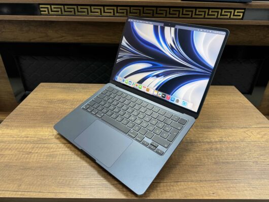 Apple MacBook Air M2 Çip 8GB 256GB SSD macOS 13.6" Gece Yarısı MLY33TU/A (F KLAVYE) (İKİNCİ EL) - Görsel 4