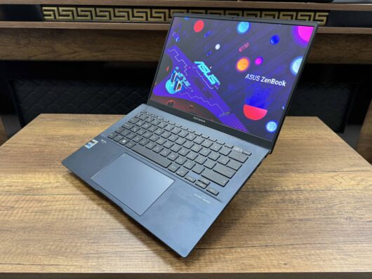 Asus Zenbook 14 Evo UX3402ZA-KP632W Intel Core i5 1240P 8GB 512GB SSD Iris Xe 14" W11 QHD+ (İKİNCİ EL) - Görsel 4