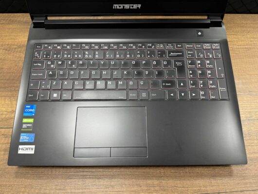 Monster Abra A5 V16.7 Intel Core i5 11400H 16GB 256GB SSD GTX1650 15.6" FHD 144Hz (İKİNCİ EL) - Görsel 2