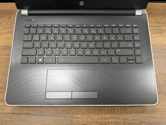 HP 14-BS019NT Intel Core i5 7200U 8GB 256GB SSD 14" FHD W10 2NN30EA (İKİNCİ EL) - Görsel 2