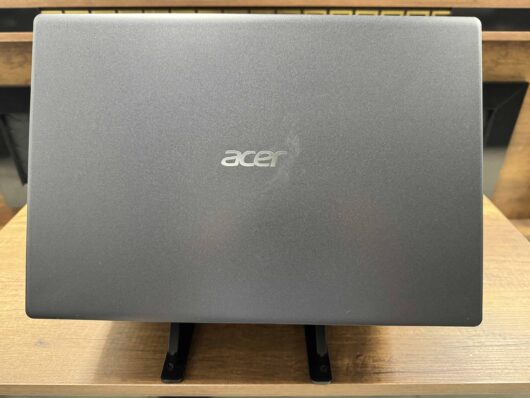 Acer Aspire 3 A315-23-R0U2 AMD Ryzen 5 3500U 8GB 256GB SSD 15.6" FHD NX.HVTEY.00B (İKİNCİ EL) - Görsel 3