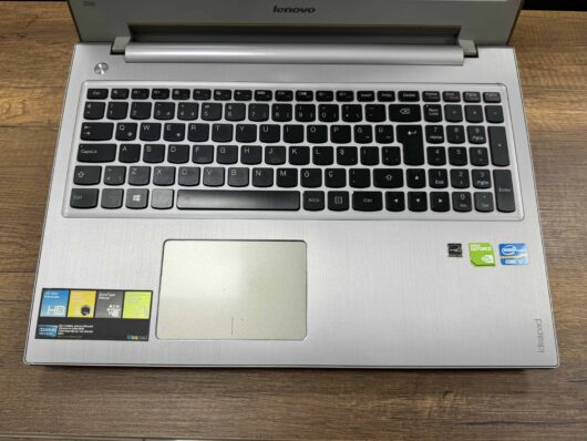 Lenovo Ideapad Z500 Intel Core i7 3612QM 8GB 240GB SSD GT740M 2GB 15.6" HD (İKİNCİ EL) - Görsel 2