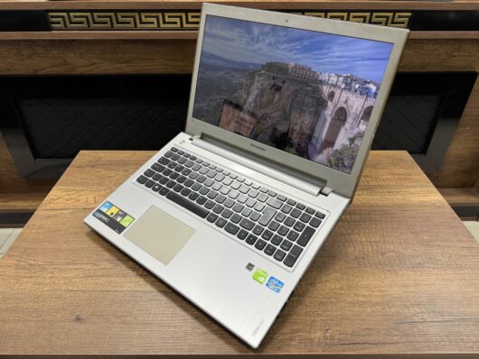 Lenovo Ideapad Z500 Intel Core i7 3612QM 8GB 240GB SSD GT740M 2GB 15.6" HD (İKİNCİ EL) - Görsel 4