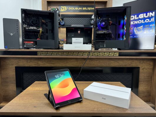 Apple iPad 9. Nesil 64GB 10.2" WiFi Tablet Uzay Grisi MK2K3TU/A (İKİNCİ EL)