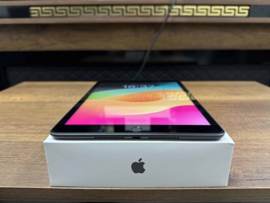 Apple iPad 9. Nesil 64GB 10.2" WiFi Tablet Uzay Grisi MK2K3TU/A (İKİNCİ EL) - Görsel 3