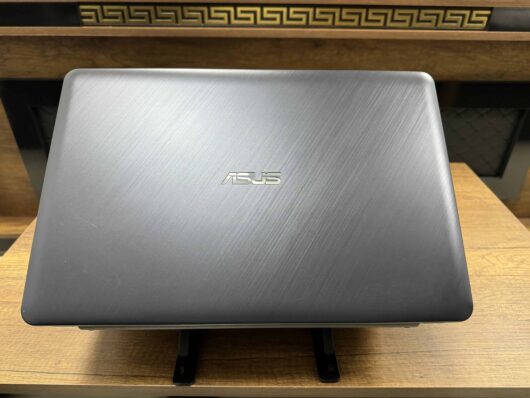 Asus X543MA-GQ495T Intel Celeron N4000 4GB RAM 240GB SSD 15.6" HD (İKİNCİ EL) - Görsel 3