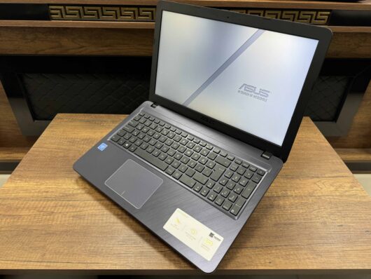 Asus X543MA-GQ495T Intel Celeron N4000 4GB RAM 240GB SSD 15.6" HD (İKİNCİ EL) - Görsel 4