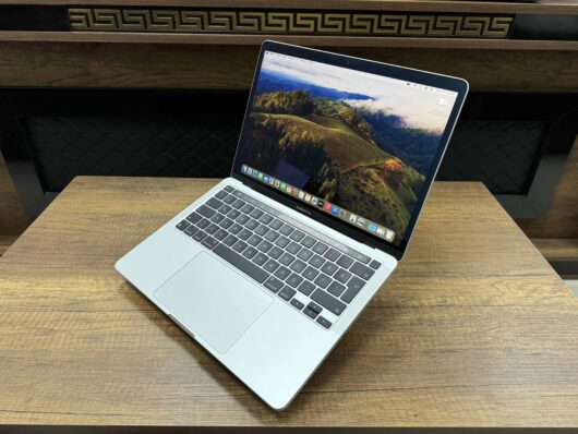 Apple MacBook Pro M2 8GB 256GB SSD macOS 13.3" QHD Gümüş MNEP3TU/A (İKİNCİ EL) - Görsel 4