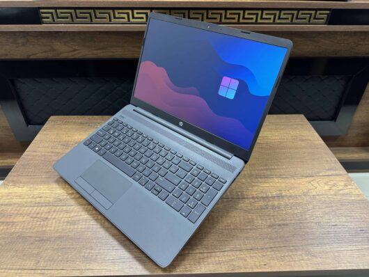 HP 255 G8 AMD Ryzen 5 5500U 8GB 256GB SSD 15.6" FHD W10 7N4W2AA (İKİNCİ EL) - Görsel 4