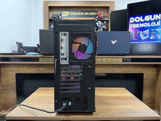 AMD Ryzen 5 5600 16GB 512GB SSD RTX4060 8GB A520M 550W Toplama Kasa (İKİNCİ EL) - Görsel 2