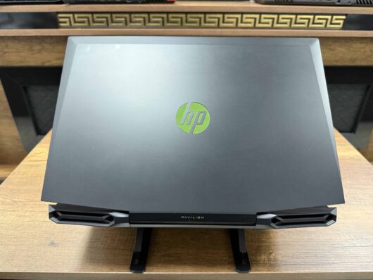HP Pavilion Gaming 15-DK1009NT Intel Core i5 10300H 8GB 128GB SSD+500GB HDD GTX1650Ti 15.6" FHD 1U5S8EA (İKİNCİ EL) - Görsel 3